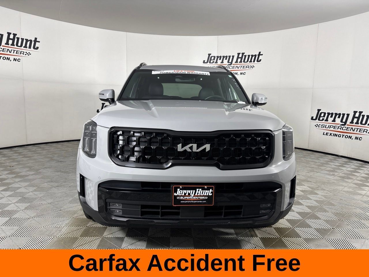 Used 2024 Kia Telluride SX X-Pro AWD/4WD image 3