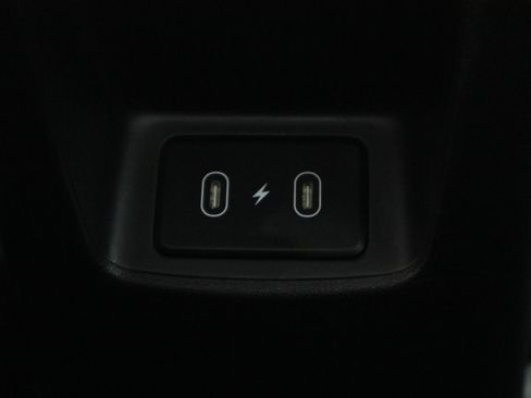 Used 2025 Hyundai Elantra Sport FWD image 17