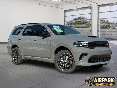 New 2026 Dodge Durango GT image 2