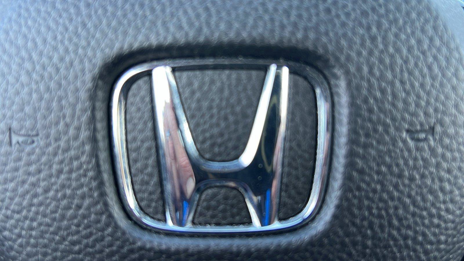 Certified 2025 Honda HR-V Sport image 29