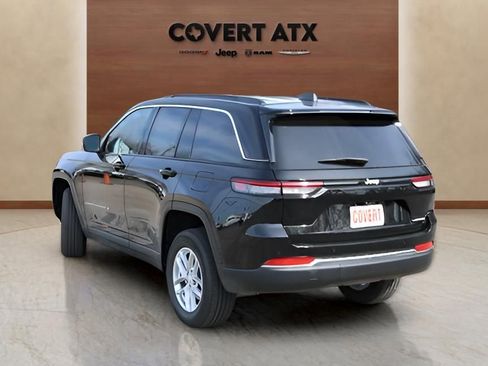 New 2026 Jeep Grand Cherokee Laredo X RWD image 3