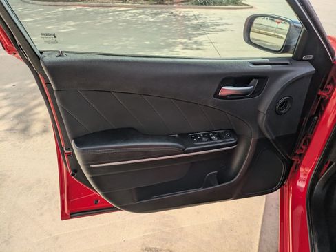 Used 2023 Dodge Charger SXT image 11