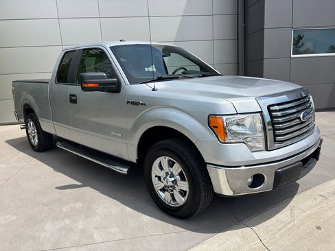 Used 2011 Ford F150 XLT w/ XLT Chrome Pkg RWD image 3