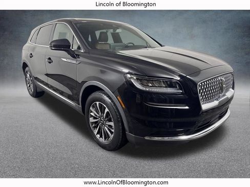 Used 2023 Lincoln Nautilus Reserve AWD/4WD image 8