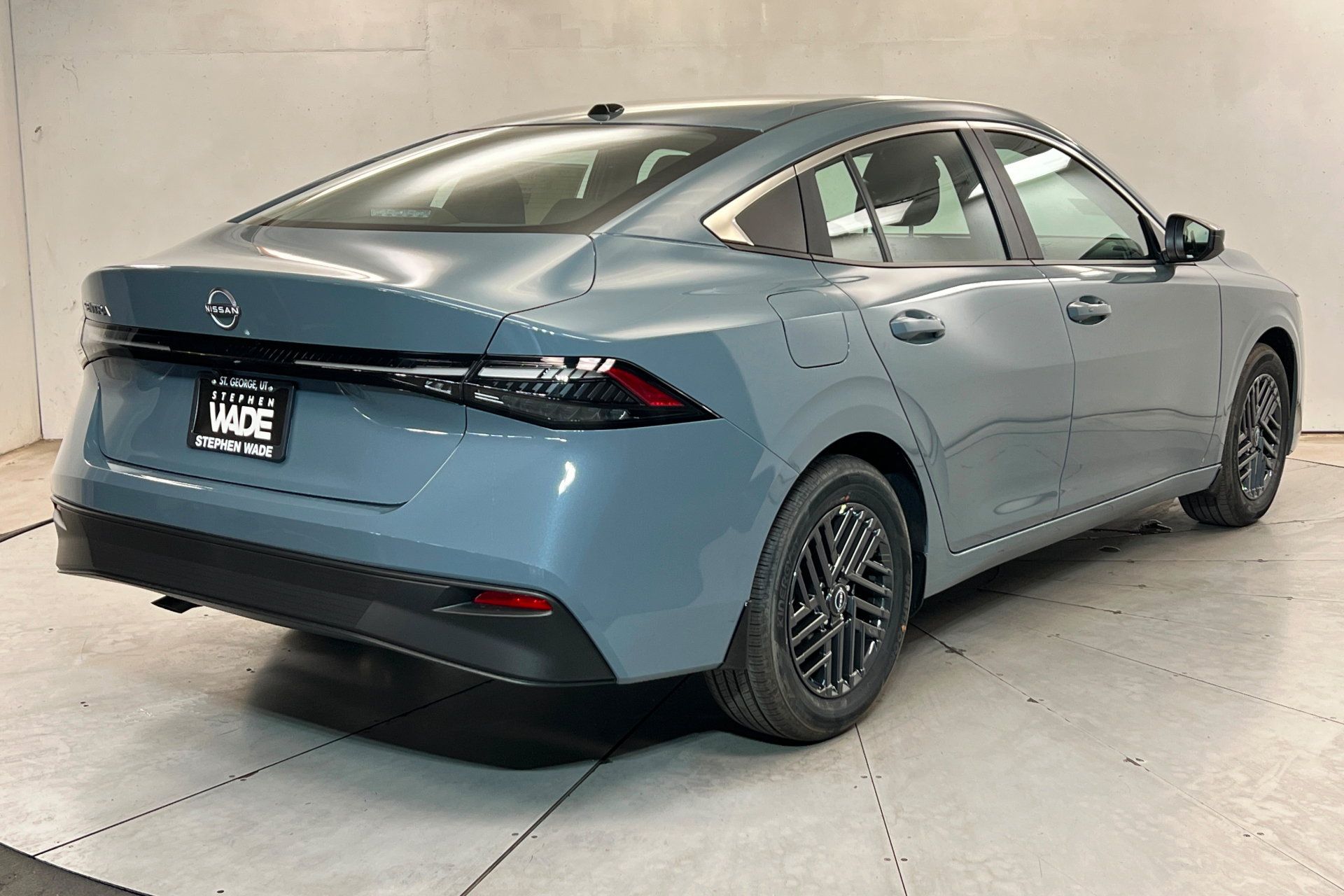 New 2027 Nissan Sentra SV w/ Floor Mat Package FWD image 5