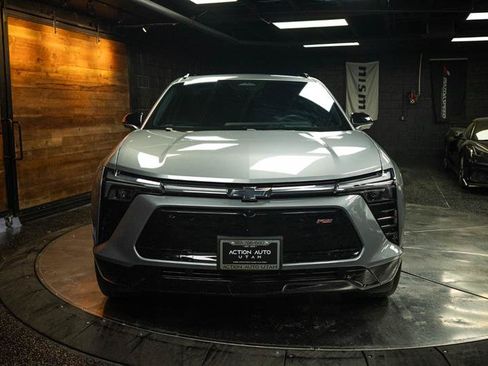 Used 2024 Chevrolet Blazer EV RS AWD/4WD image 4