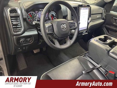 Used 2025 RAM 1500 Laramie image 9