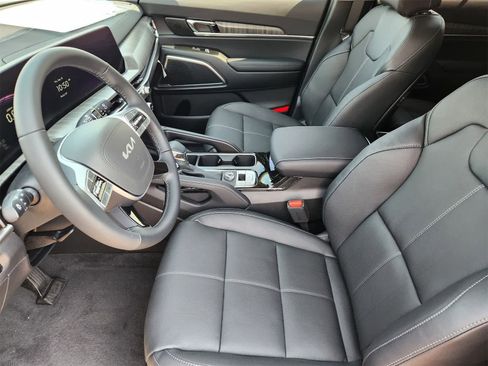 New 2025 Kia Telluride EX w/ EX Captain's Chair Package image 10