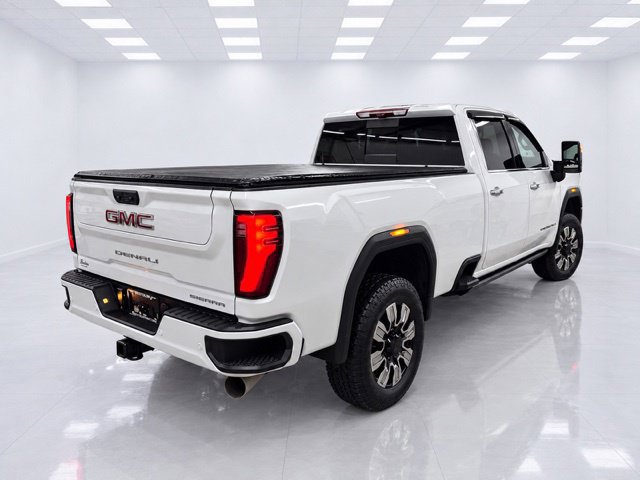 Used 2024 GMC Sierra 2500 Denali w/ Denali Reserve Package AWD/4WD image 10