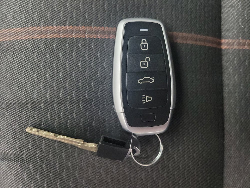 Used 2019 Nissan Altima 2.5 SR FWD image 32