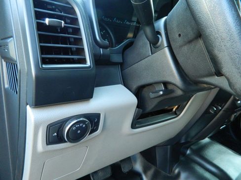 Used 2015 Ford F150 XL w/ Equipment Group 101A Mid image 17