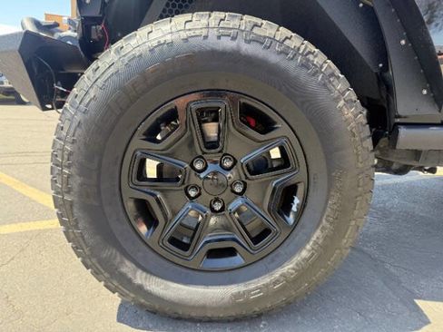 Used 2016 Jeep Wrangler Sport AWD/4WD image 16