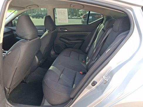 Used 2022 Nissan Altima 2.5 SV image 10