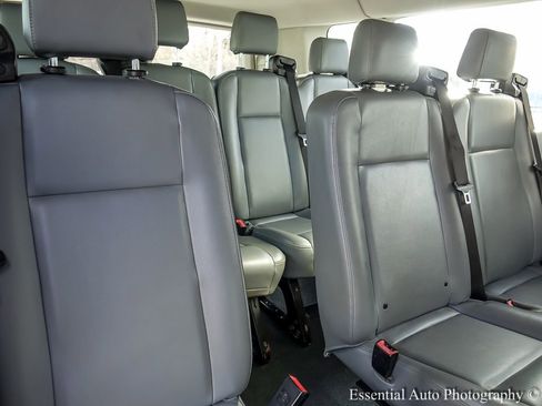 Used 2018 Ford Transit 350 XL image 23