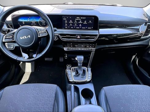 Used 2025 Kia Seltos X-Line AWD/4WD image 14