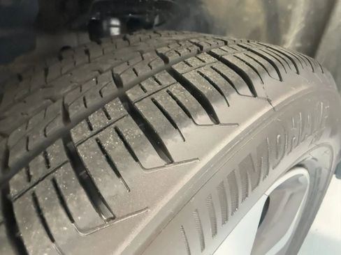 Used 2019 Jeep Cherokee Limited AWD/4WD image 44