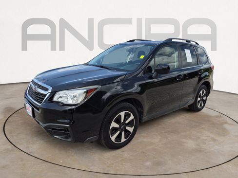 Used 2017 Subaru Forester 2.5i Premium w/ All-Weather Package AWD/4WD image 6