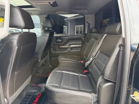 Used 2018 GMC Sierra 2500 Denali AWD/4WD image 38