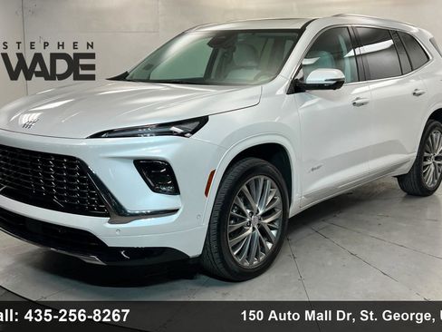 Used 2025 Buick Enclave Avenir w/ Super Cruise Package AWD/4WD image 1