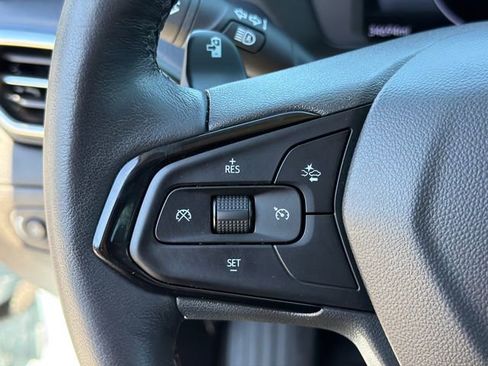 Certified 2023 Chevrolet Bolt EUV Premier w/ Sun & Sound Package image 24