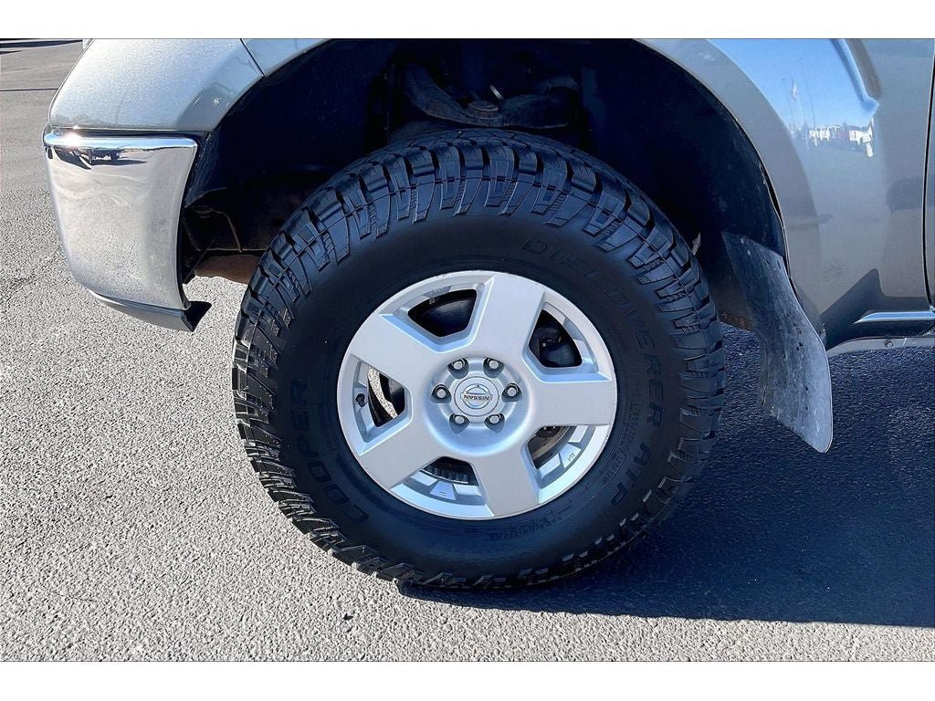 Used 2007 Nissan Frontier SE w/ SE Value Truck Pkg AWD/4WD image 10
