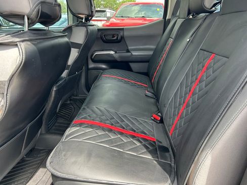 Used 2022 Toyota Tacoma SR5 image 16