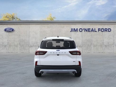 New 2024 Ford Escape SE FWD image 5
