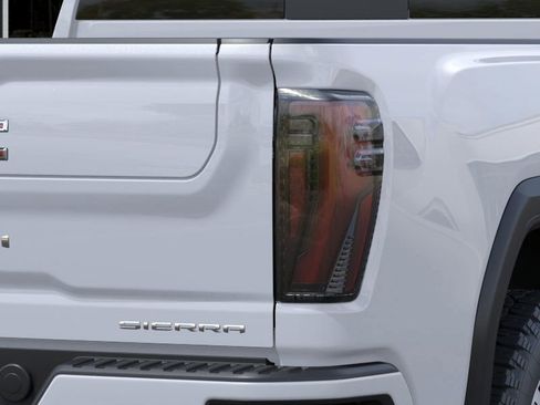 New 2026 GMC Sierra 2500 Denali w/ Denali Reserve Package image 11