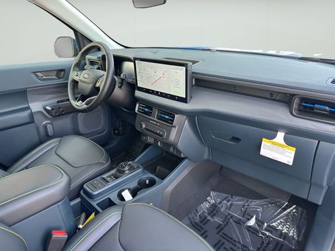New 2025 Ford Maverick Lobo AWD/4WD image 29