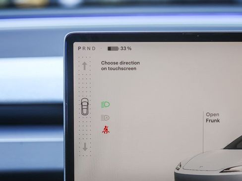 Used 2025 Tesla Model 3 Long Range RWD image 21