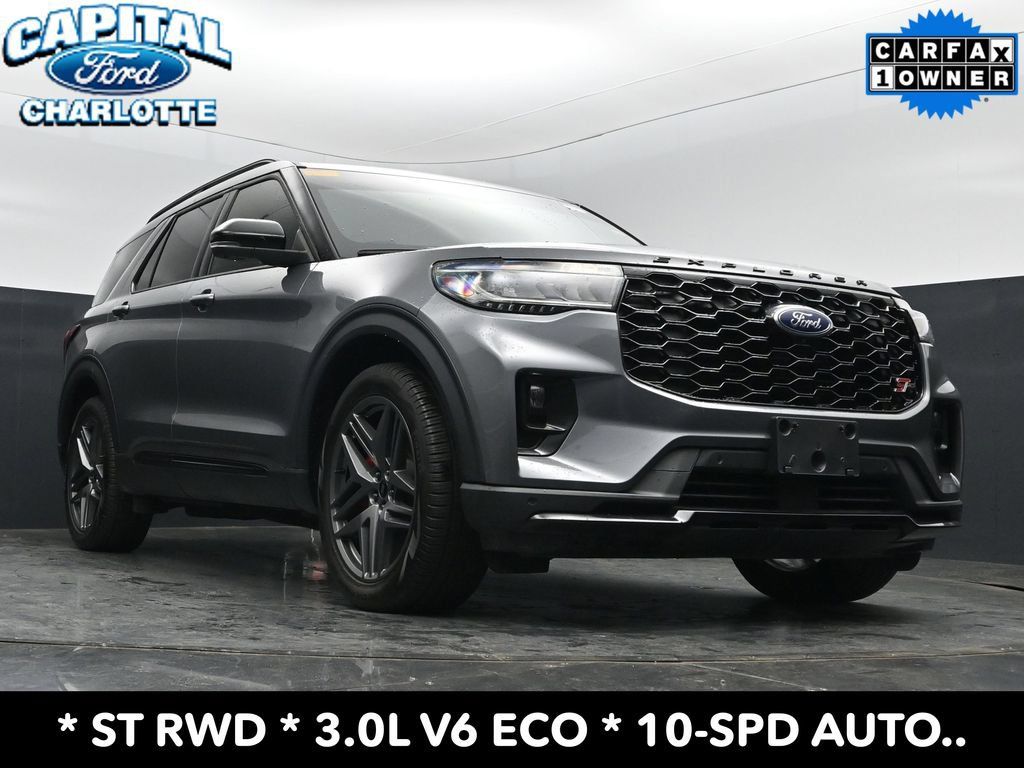 Used 2025 Ford Explorer ST RWD image 22