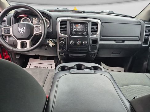 Used 2021 RAM 1500 Classic SLT AWD/4WD image 29