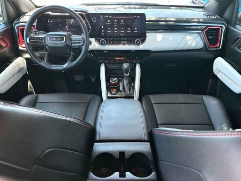 Used 2024 GMC Canyon AT4X AWD/4WD image 25