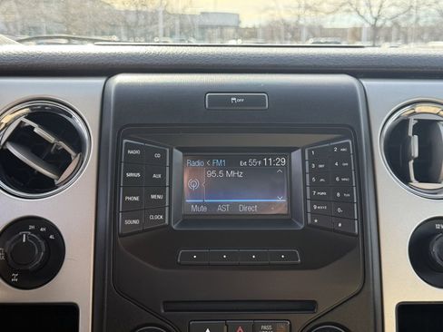 Used 2013 Ford F150 XLT w/ Mid Equipment Group image 17