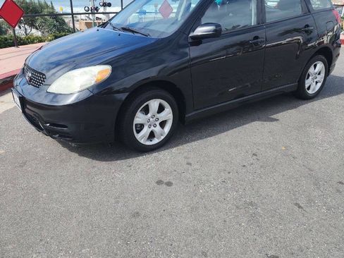 Used 2004 Toyota Matrix XR image 14