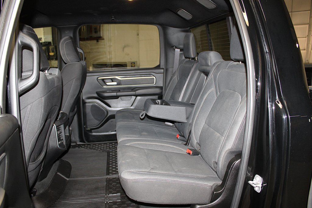 Used 2021 RAM 1500 Big Horn AWD/4WD image 26