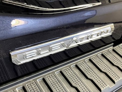 New 2026 GMC Sierra 1500 Elevation image 10