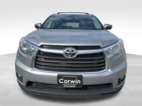 Used 2015 Toyota Highlander XLE AWD/4WD image 5