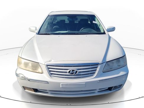 Used 2008 Hyundai Azera Limited FWD image 2