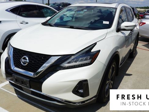 Used 2019 Nissan Murano Platinum w/ Cargo Package FWD image 1