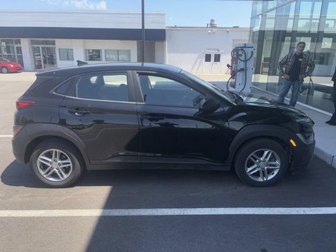Used 2022 Hyundai Kona SE AWD/4WD image 9