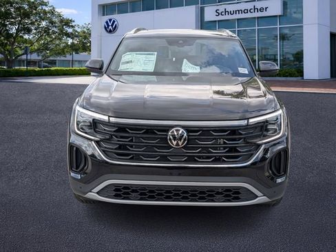 New 2026 Volkswagen Atlas Cross Sport SE image 2