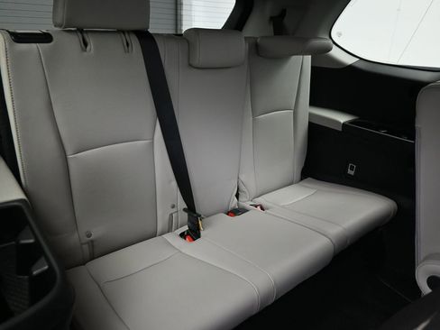 Certified 2024 Toyota Grand Highlander Limited image 24