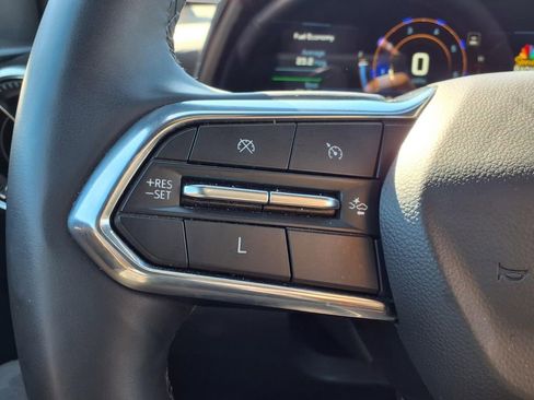 Used 2025 Chevrolet Equinox LT image 14