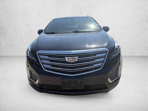 Used 2017 Cadillac XT5 FWD image 8