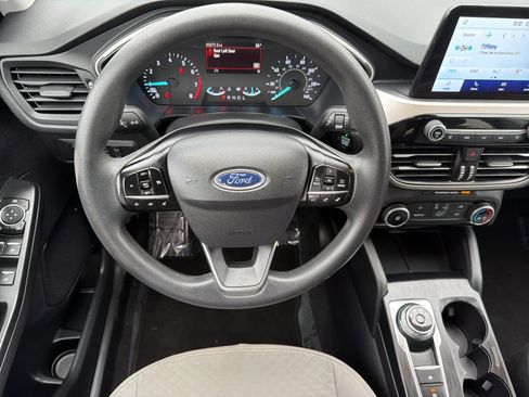 Used 2022 Ford Escape SE AWD/4WD image 10