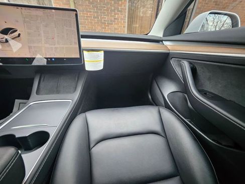 Used 2022 Tesla Model 3 image 45