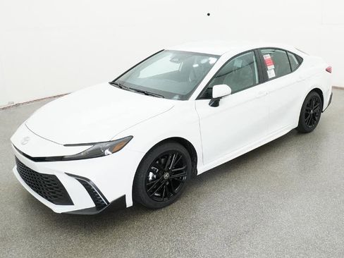 New 2026 Toyota Camry SE image 47