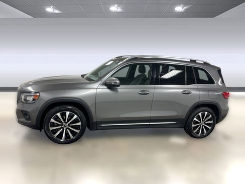 Used 2022 Mercedes-Benz GLB 250 GLB 250 image 2