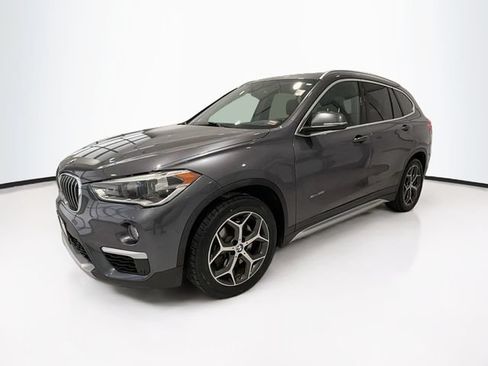 Used 2017 BMW X1 xDrive28i AWD/4WD image 3
